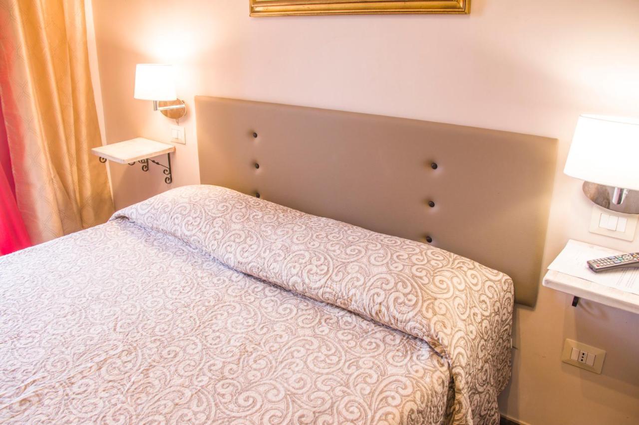 B&B Luxury Lecce Ngoại thất bức ảnh